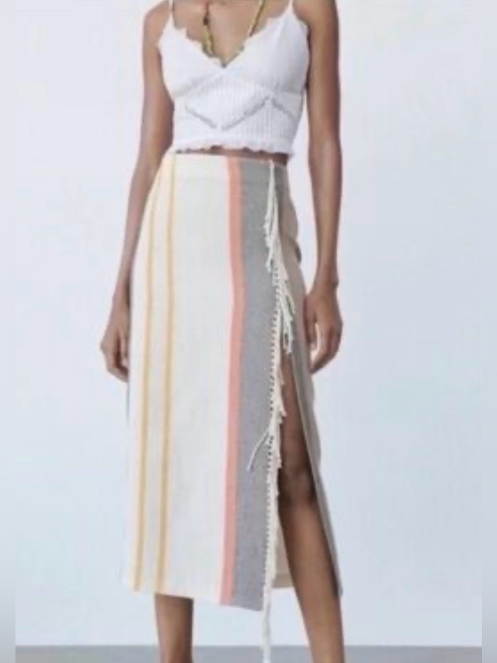 NWT skirt with slid